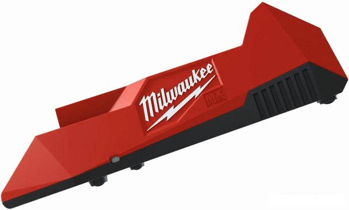 Зарядное устройство Milwaukee MXF C 4933471839