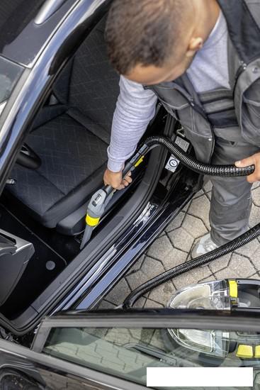 Пылесос Karcher Puzzi 8/1 1.100-240.0