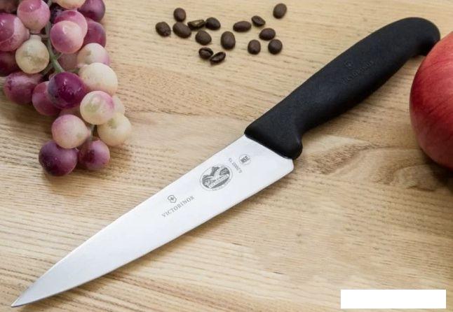 Кухонные ножи, ножницы, овощечистки, точилки Victorinox 5.2003.15