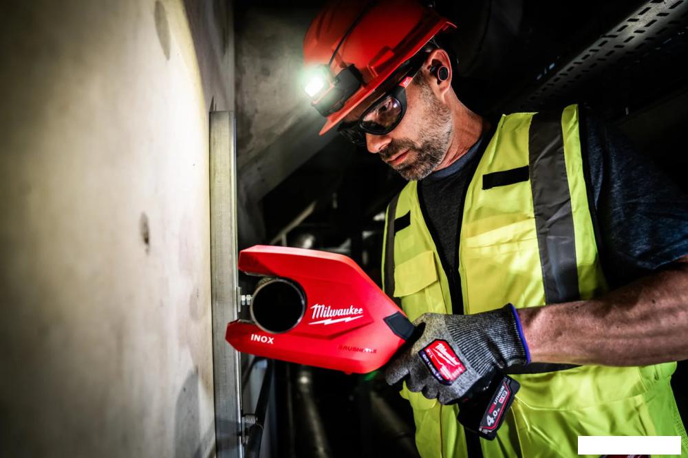 Труборез Milwaukee M12 PCSS54-0 4933498374 (без АКБ)
