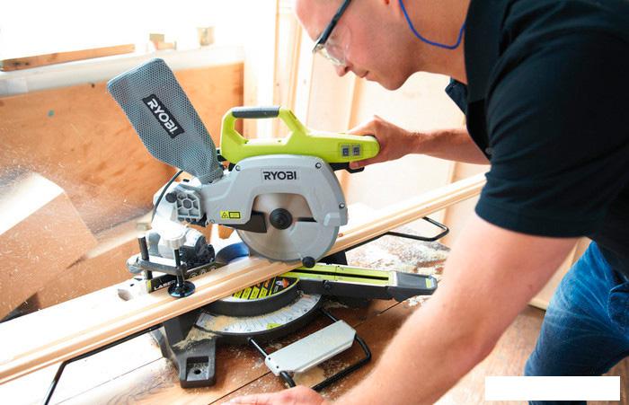 Торцовочная пила Ryobi EMS216L