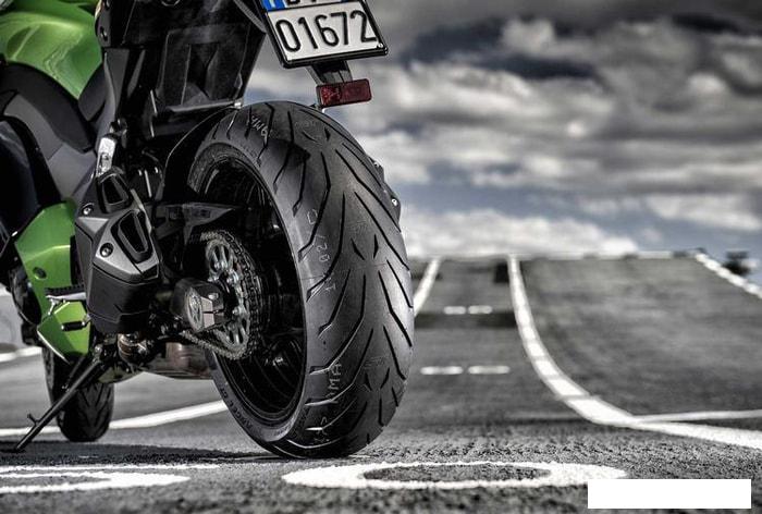 Гоночные мотошины Pirelli Angel GT 120/70R18 59W Front