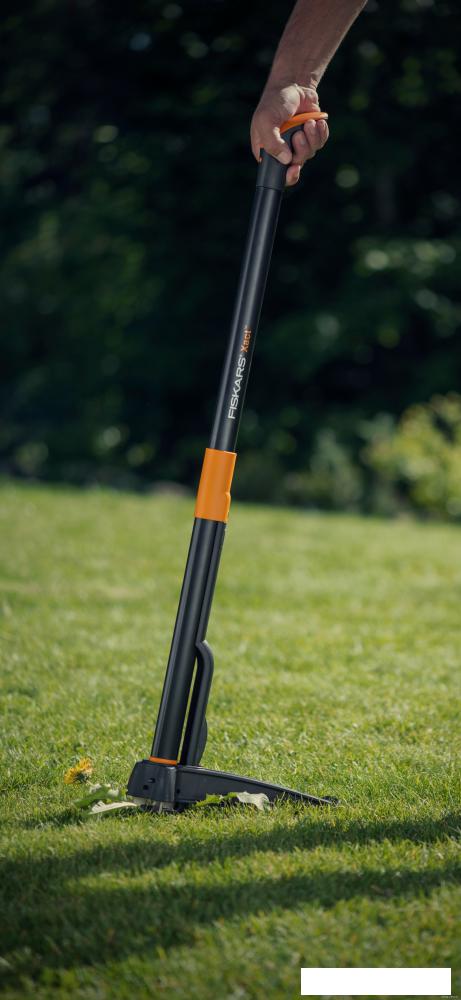 Корнеудалитель Fiskars Xact 1020126