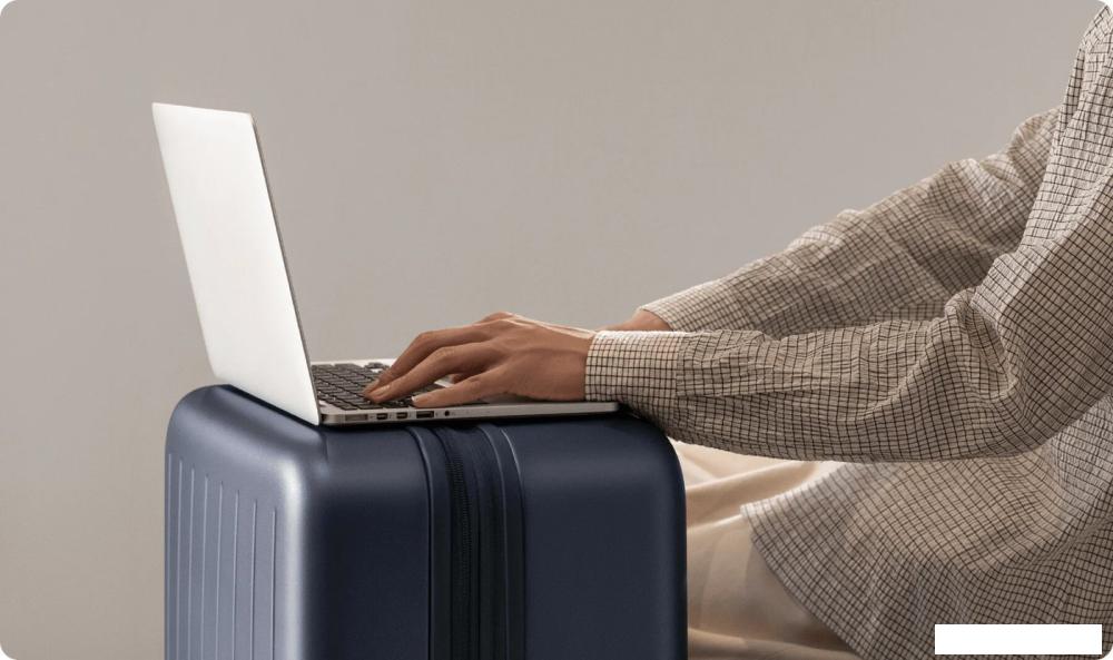 Чемодан-спиннер Xiaomi Expandable Luggage 20" (синий)