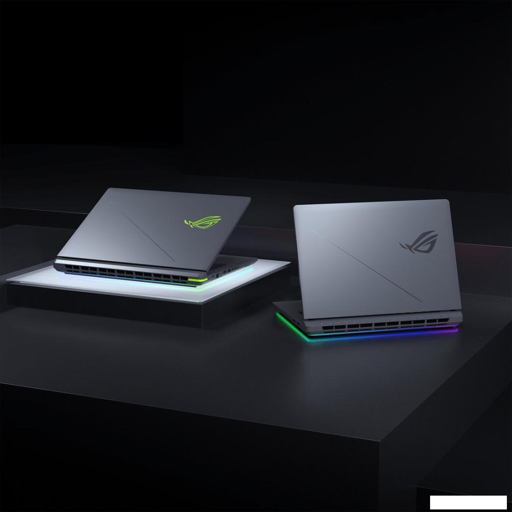 Игровой ноутбук ASUS ROG Strix G18 2025 G815LP-S9097