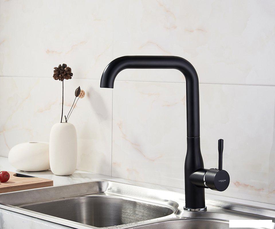 Смеситель Ledeme H98 L4698B (черный матовый)