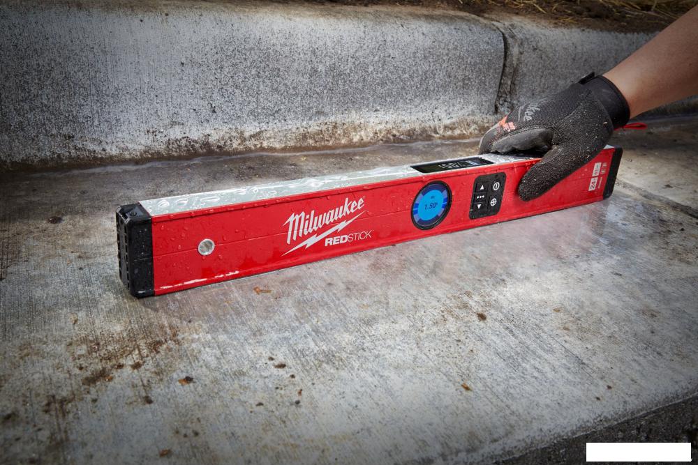 Уровень строительный Milwaukee 4933471978