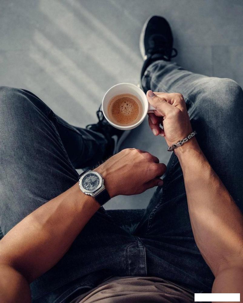 Наручные часы Casio G-Shock GM-2100-1A
