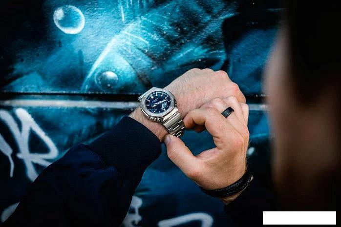 Наручные часы Casio GM-2110D-2B