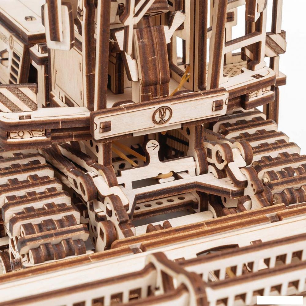Сборные модели Eco-Wood-Art Косилка самоходная CS-150C