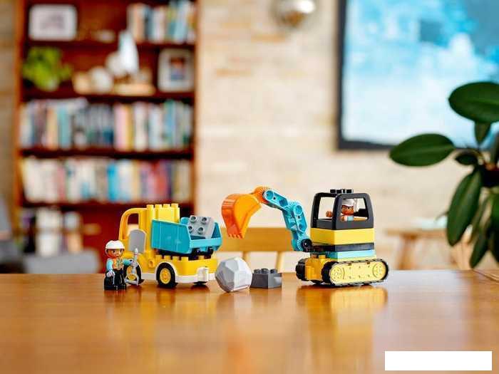 Конструктор LEGO Duplo 10931 Грузовик и гусеничный экскаватор