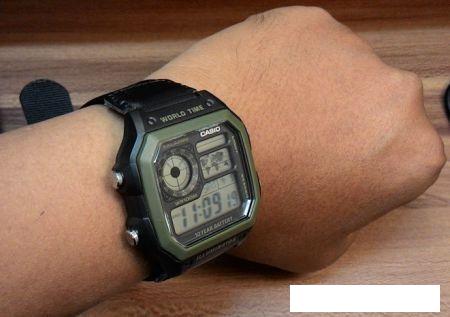 Наручные часы Casio AE-1200WHB-1B