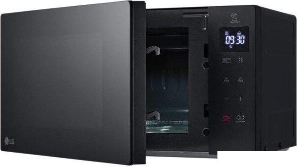 Микроволновая печь LG MH6032GAS
