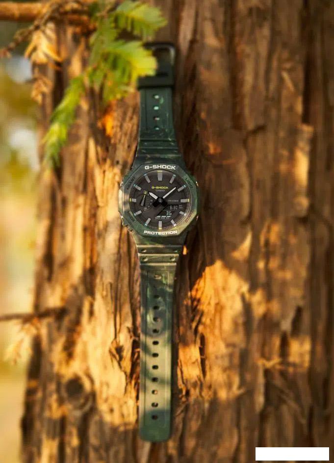 Наручные часы Casio G-Shock GA-2100FR-3A