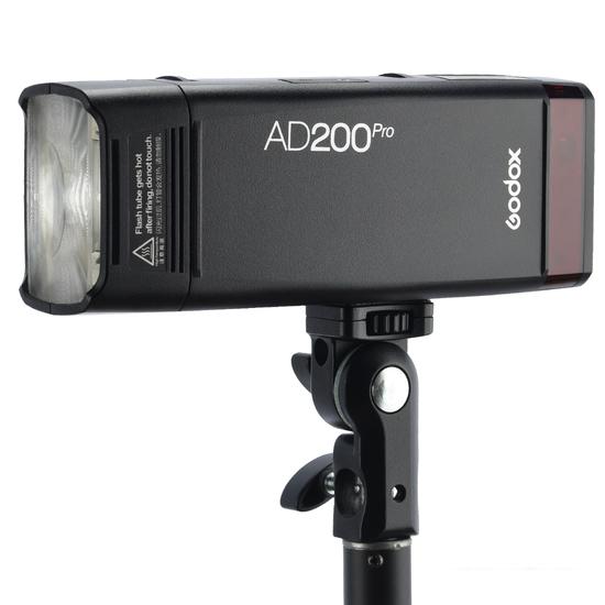 Вспышка Godox Witstro AD200Pro (со шторками BD-07)