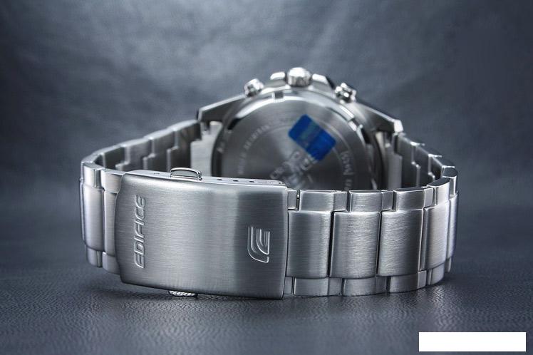 Наручные часы Casio EFR-526D-1A