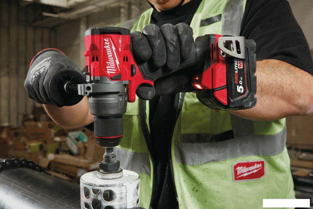 Дрель-шуруповерт Milwaukee M18 FUEL M18FDD3-502X 4933479863 (с 2-мя АКБ 5 Ач, кейс)