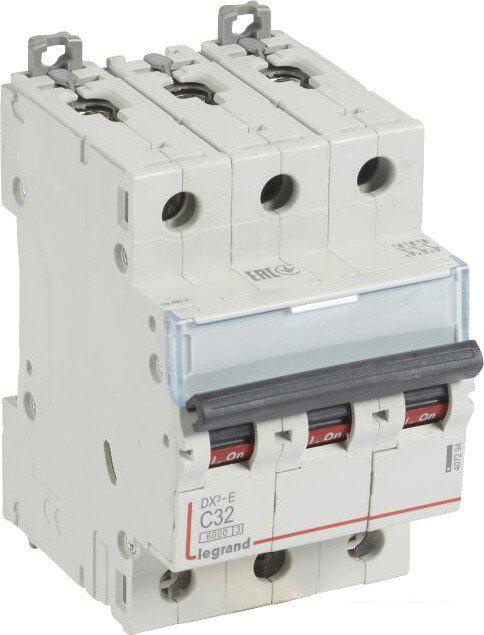 Автоматические выключатели Legrand DX3-E 3П C 32А 6кА 6000 3мод 230400В 407294