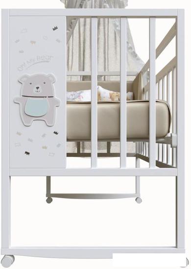 Классическая детская кроватка VDK Mini Loft 3D колесо-качалка Oh My Bear (белый)
