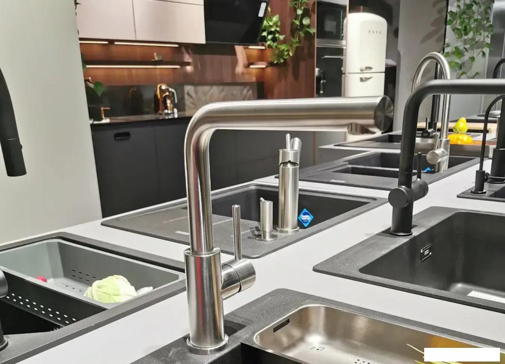 Смеситель Franke Smart Glenda 115.0706.985