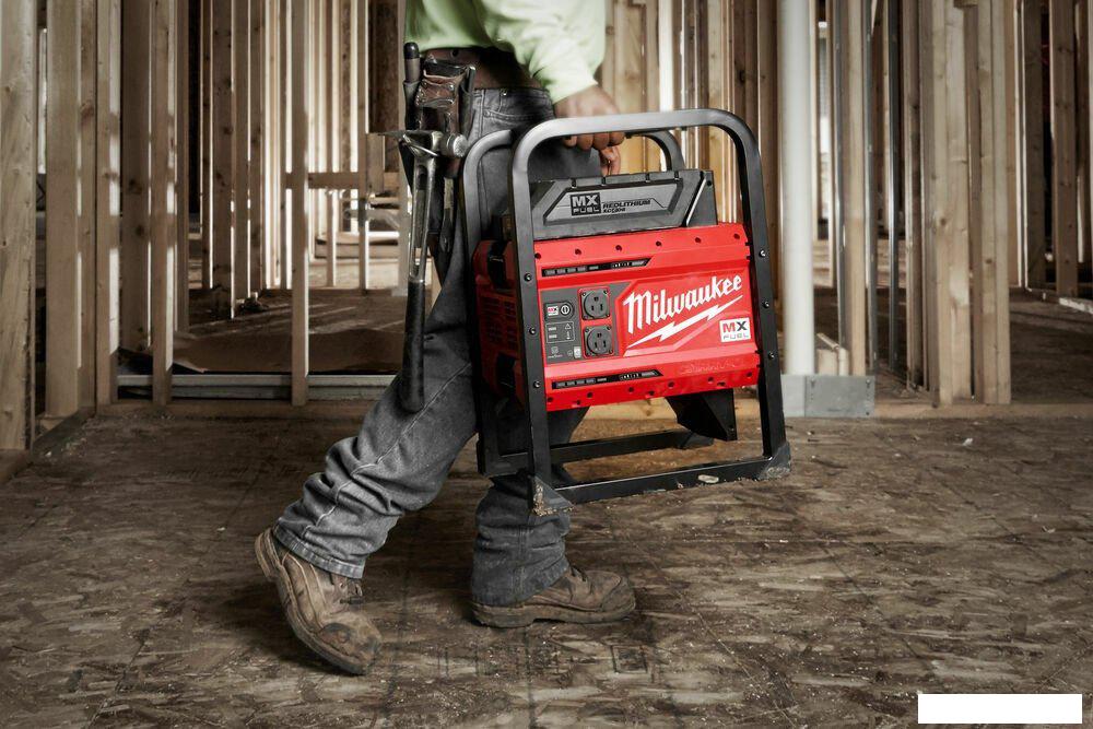 Портативная зарядная станция Milwaukee MX FUEL MXF PS-0 4933493922 (без АКБ)