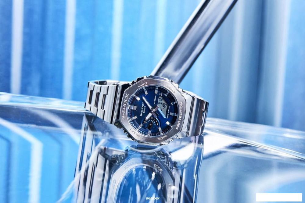 Наручные часы Casio GM-2110D-2B