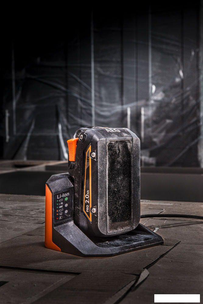 Аккумулятор с зарядным устройством AEG Powertools SET L1820S 4935478932 (18В/2 Ah + 18В)