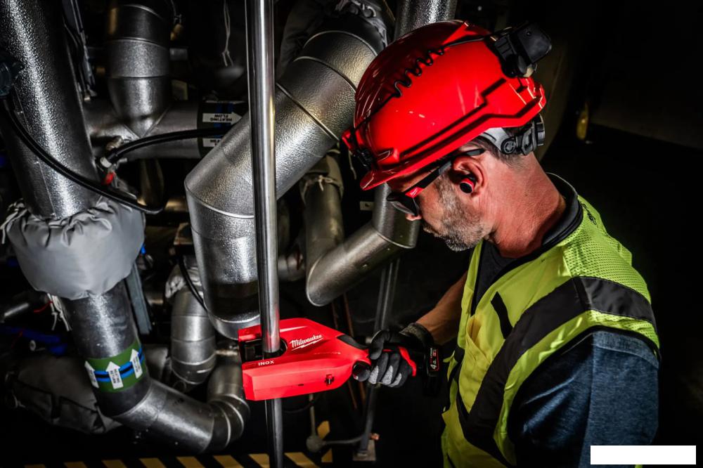Труборез Milwaukee M12 PCSS54-0 4933498374 (без АКБ)