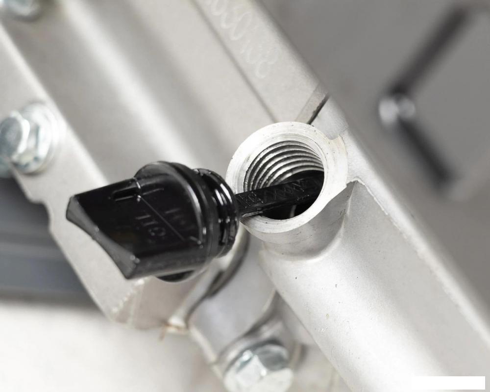 Бензиновый генератор Carver PPG-2500A