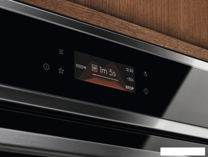 Микроволновая печь Electrolux MealAssist 700 EVM8E09X