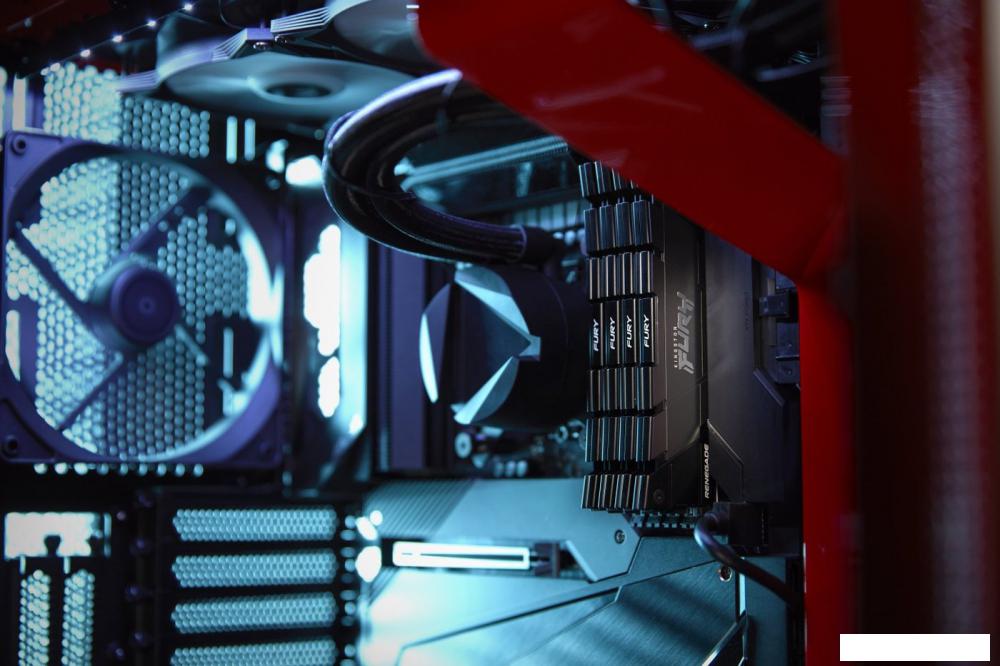 Оперативная память Kingston FURY Renegade 16ГБ DDR4 4000МГц KF440C19RB12/16