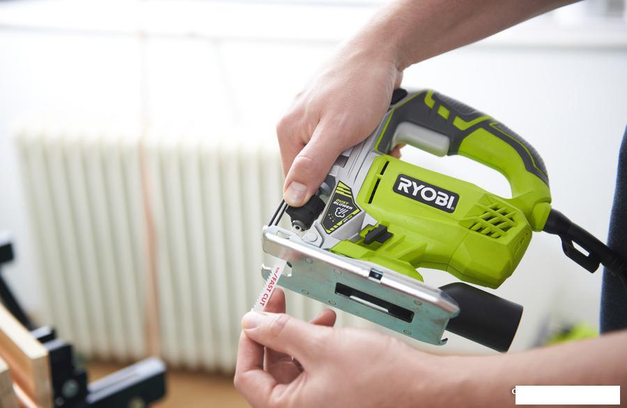 Электролобзик Ryobi RJS750-G