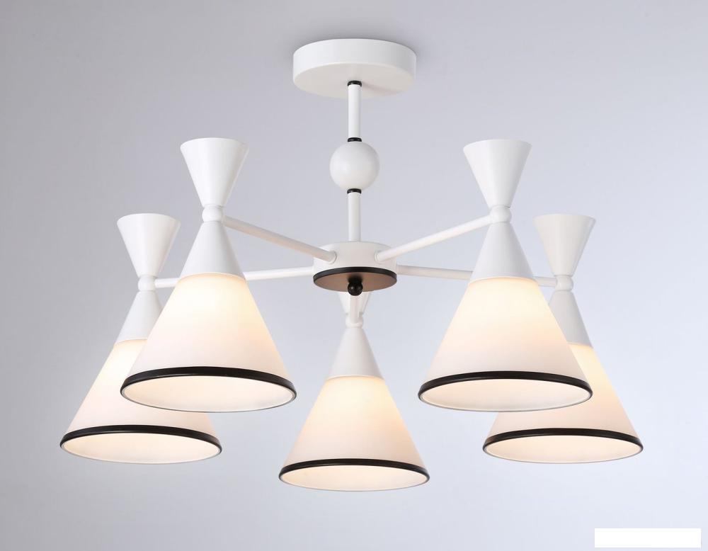 Люстра средней высоты Ambrella light Traditional TR3165/5 WH/BK