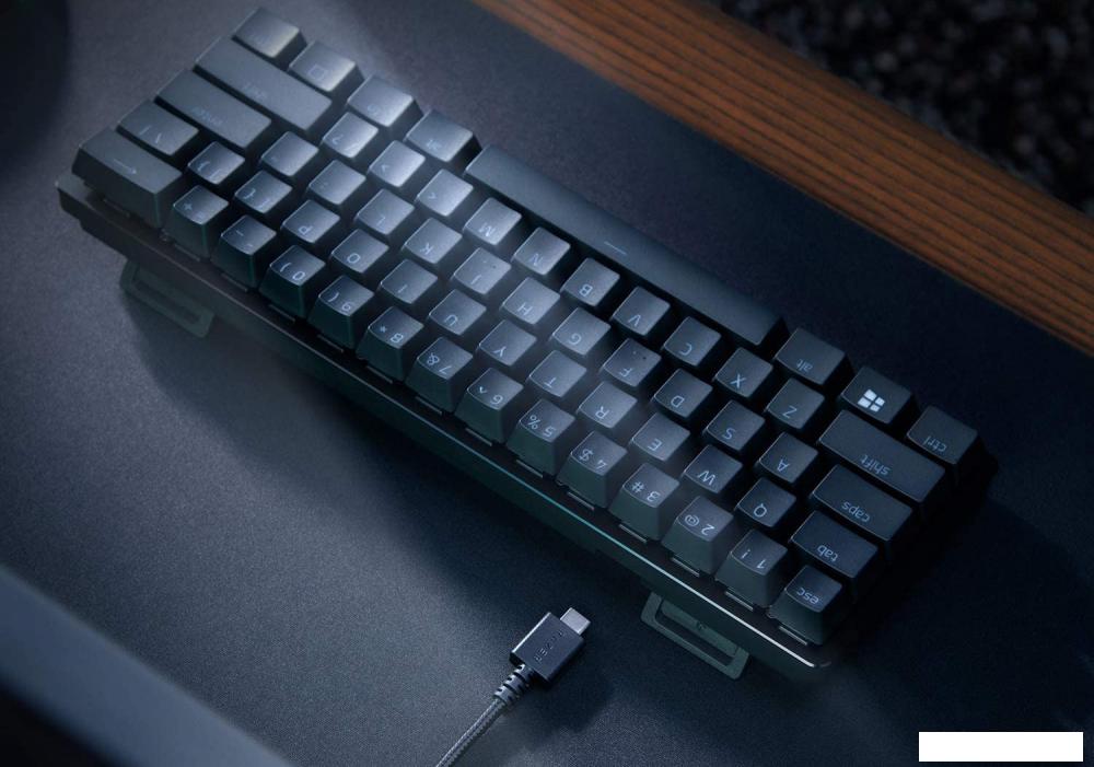 Клавиатура Razer Huntsman Mini Clicky (черный, нет кириллицы)