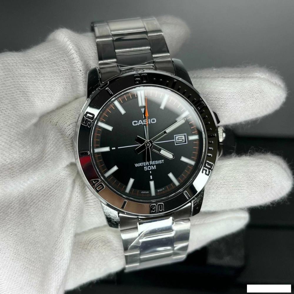 Наручные часы Casio MTP-VD01D-1E2