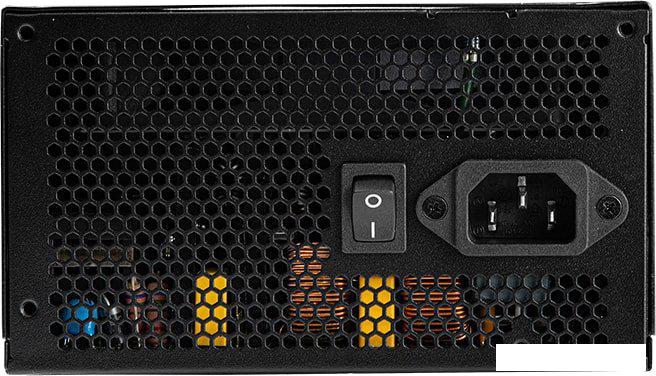 Блок питания Chieftec Chieftronic PowerUp GPX-650FC