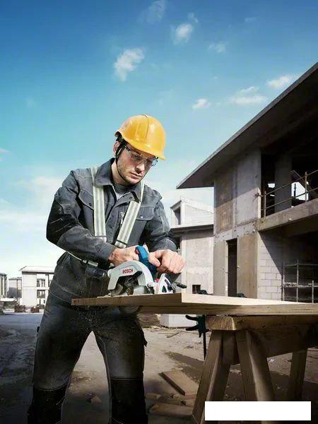Дисковая (циркулярная) пила Bosch GKS 185-LI Professional 06016C1221 (без АКБ)