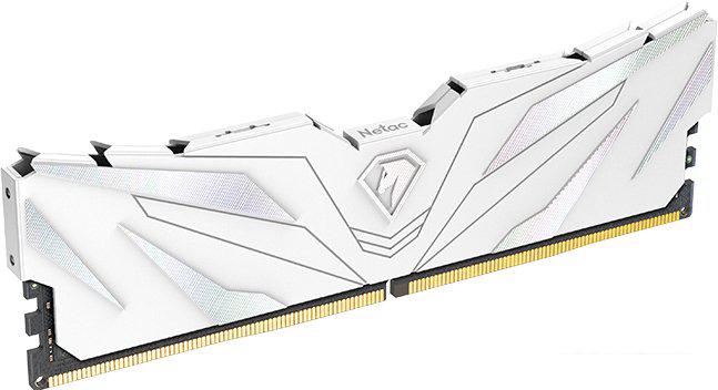 Оперативная память Netac Shadow II White 16ГБ DDR5 6000 МГц NTSWD5P60SP-16W