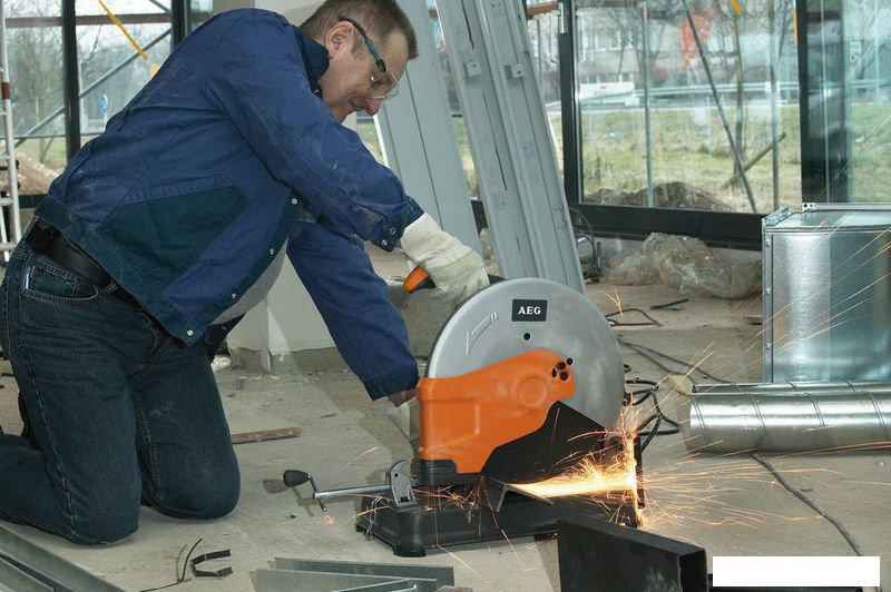 Монтажная (отрезная) пила AEG Powertools SMT 355