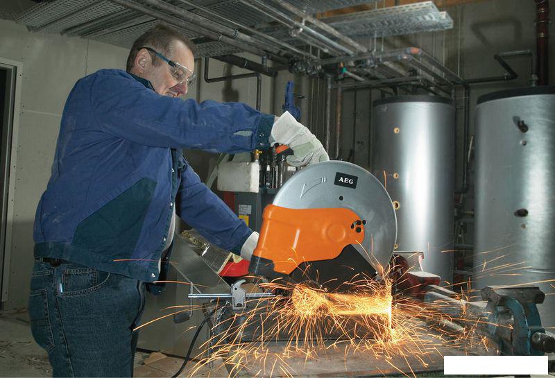 Монтажная (отрезная) пила AEG Powertools SMT 355