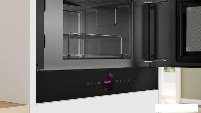Микроволновая печь Bosch Serie 8 BER7321B1