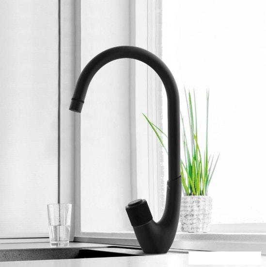 Смеситель Rubineta Swan-33(BK) SW0068