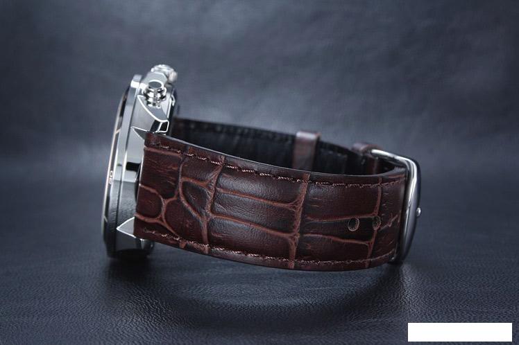 Наручные часы Casio EFR-526L-7A