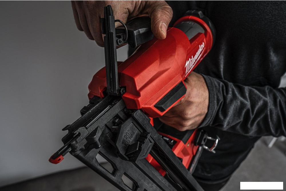 Milwaukee M18 FN16GA-0X Fuel 4933478094 (без АКБ, кейс)