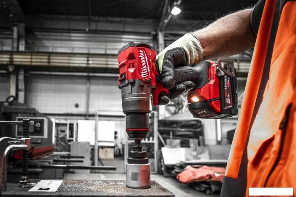Ударная дрель-шуруповерт Milwaukee M18 FUEL M18FPD3-0 4933498060 (без АКБ)