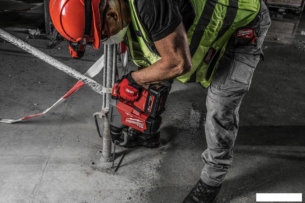 Перфоратор Milwaukee M18 FUEL M18ONEFHP-0X 4933478884 (без АКБ, кейс)