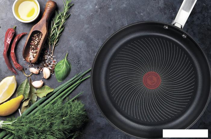Сковорода Tefal Intuition G6 B8170444
