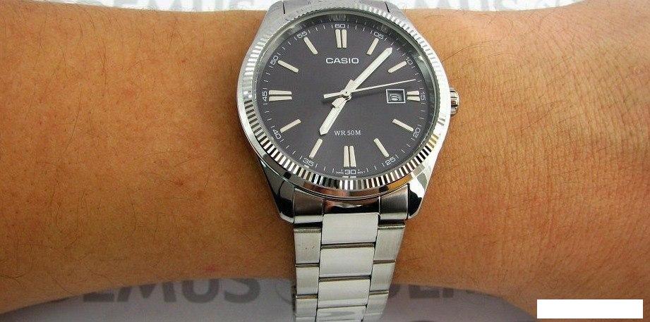 Наручные часы Casio MTP-1302D-1A2