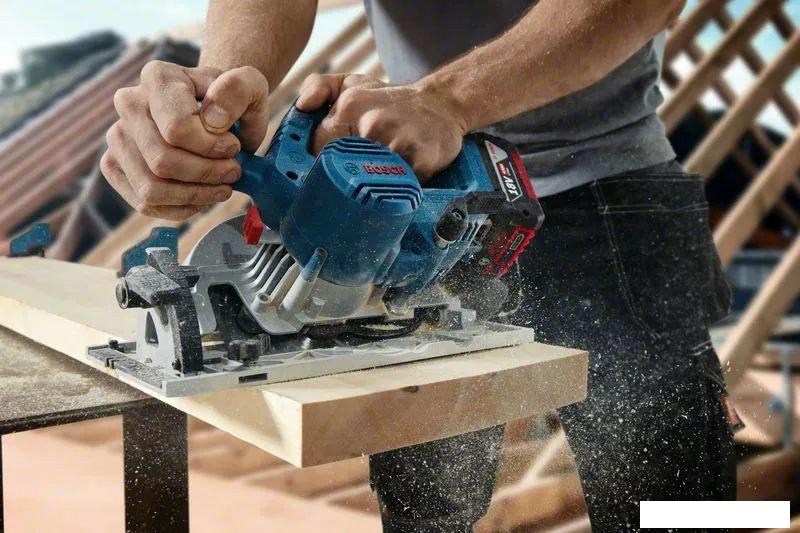 Дисковая (циркулярная) пила Bosch GKS 185-LI Professional 06016C1221 (без АКБ)