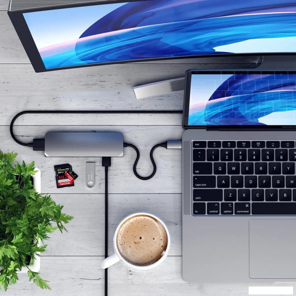 Док-станция Satechi Aluminum USB-C Multiport Pro Adapter ST-UCMPAM
